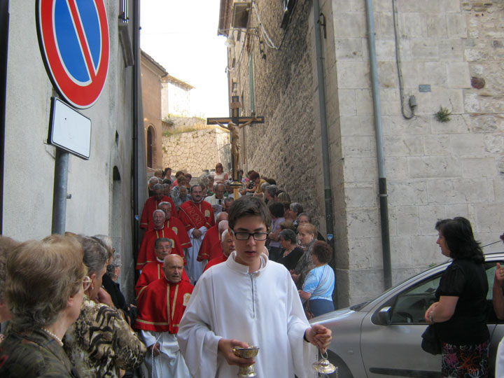 La Reliquia di San Francesco: la funzione religiosa e la processione